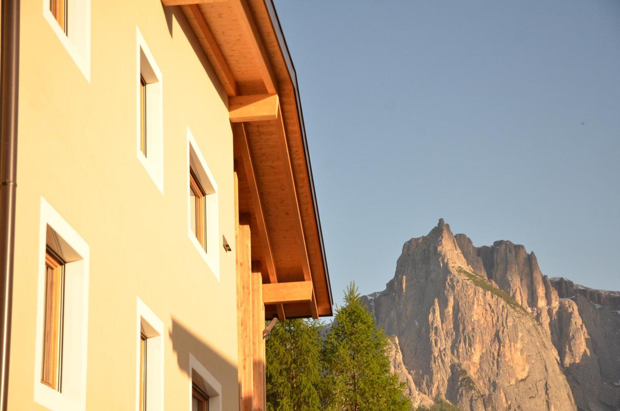 Aparthotel Kastelart - Karbon Kastelruth Exterior foto